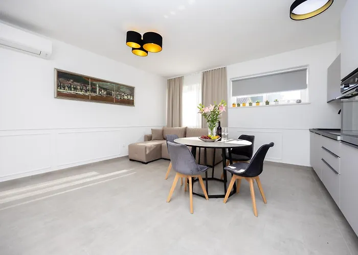 Luxury 4 Star Apartment Ivancica