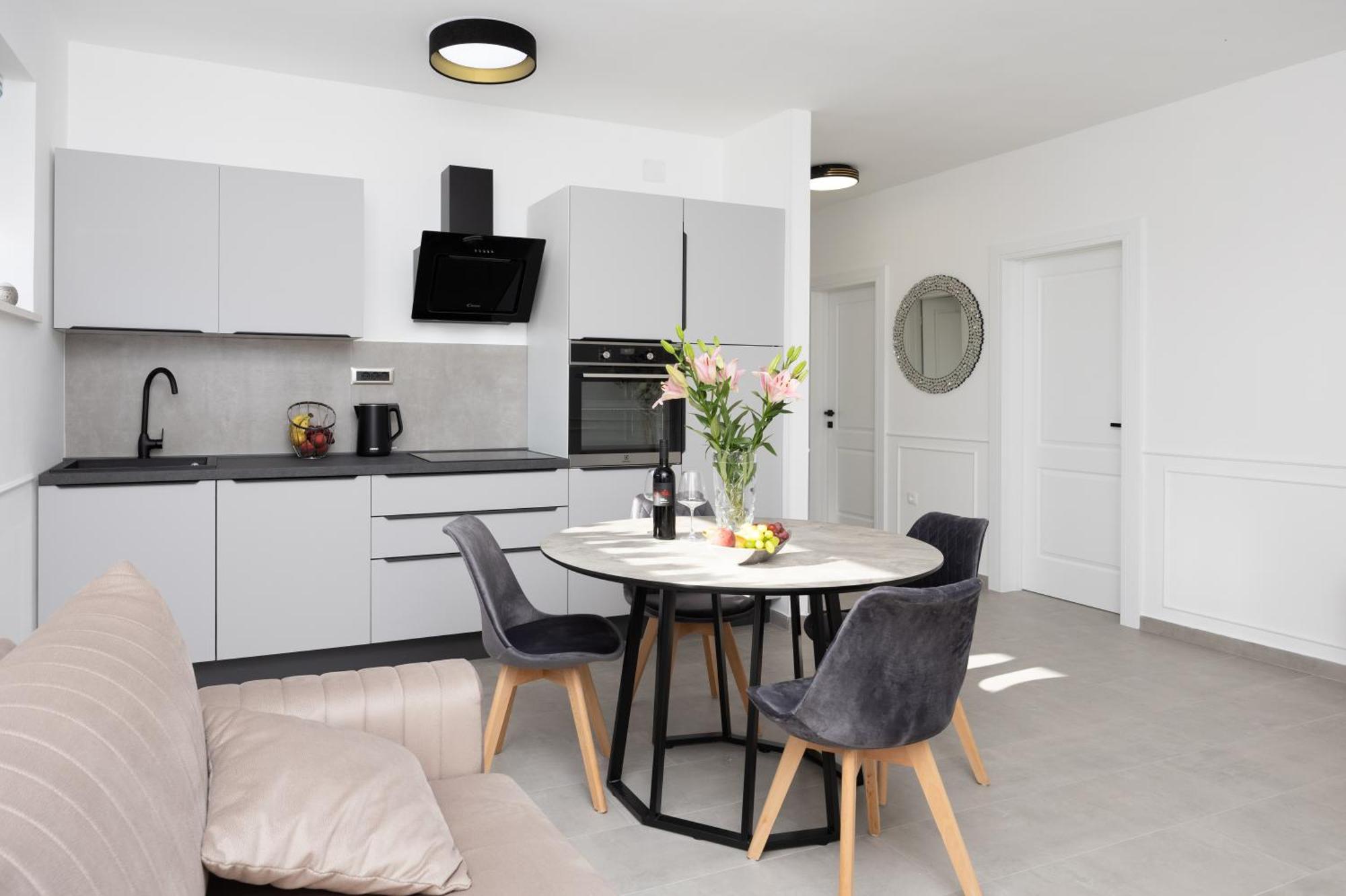 Luxury 4 Star Ivancica Appartement